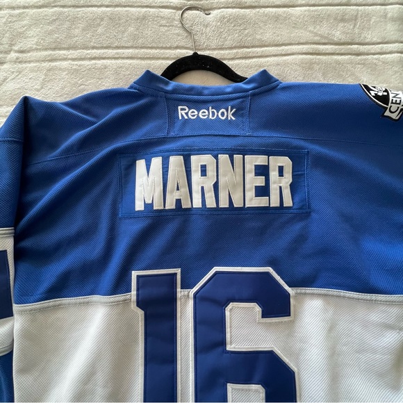 Toronto Maple Leafs Hockey jersey - Picture 9 of 9